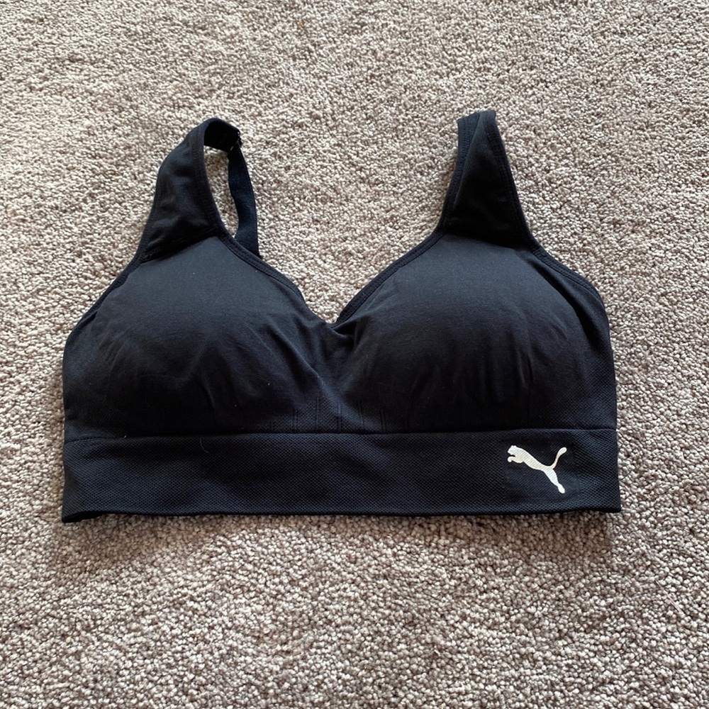 Puma Black Padded Sports Bra SIZE M Wireless Activewear Athletic Bra